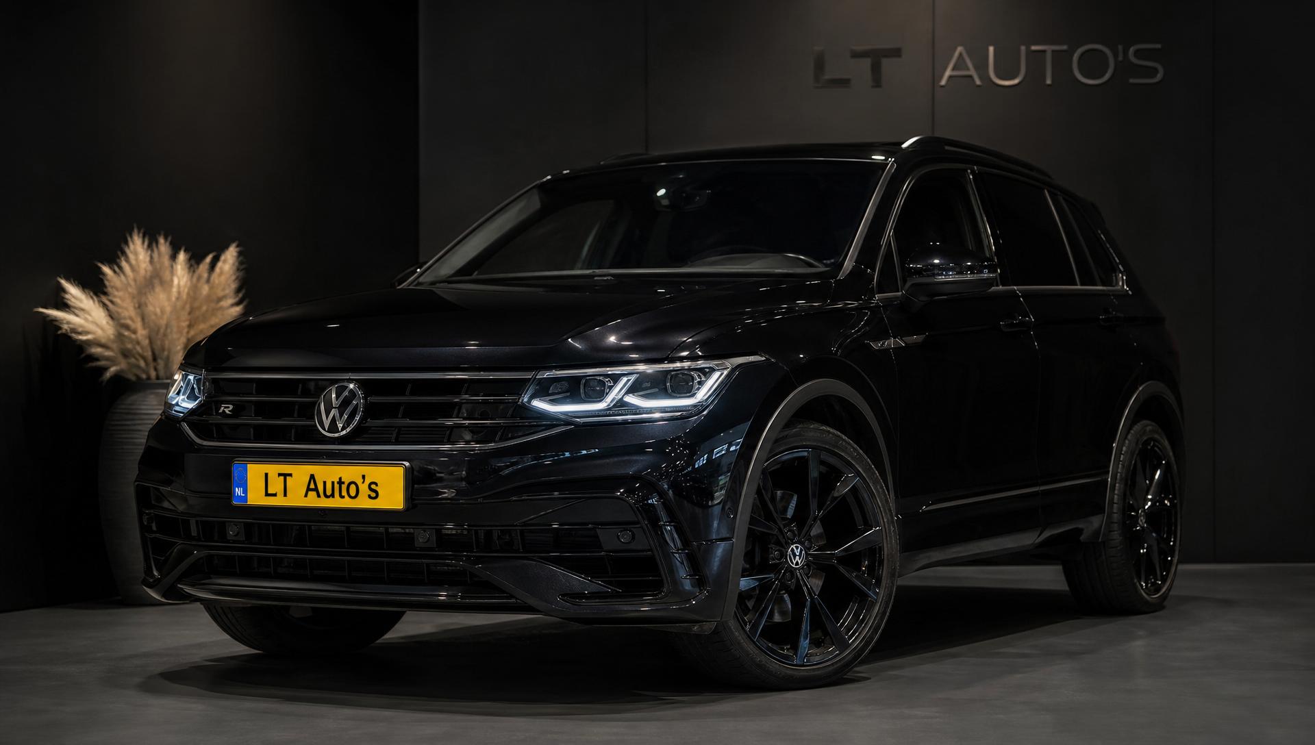 Luxe occasion in de showroom van LT Auto's